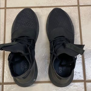 Adidas Tubular Defiant (Womens)